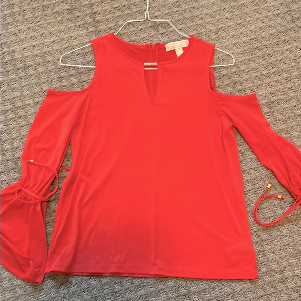 Michael Kors vibrant open shoulder top. Size small